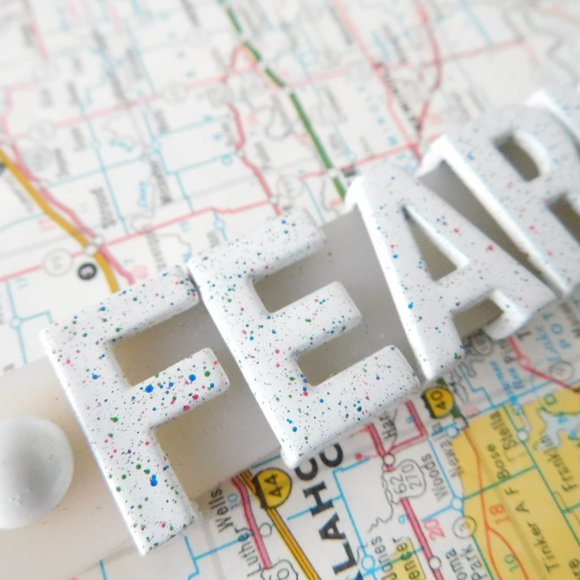 BCBGeneration affirmation rubber bracelet - Picture 3 of 6